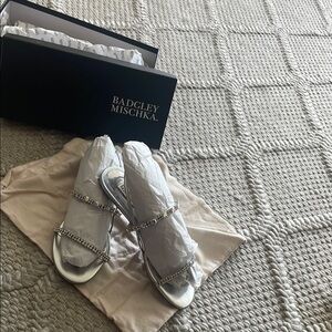 Badgley Mischka Silver Sandals Elegant Design